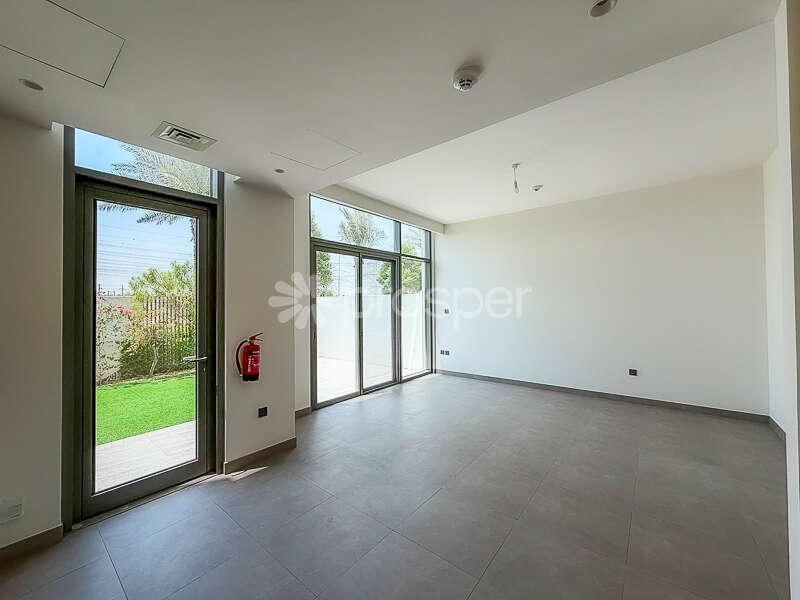 property-image-0